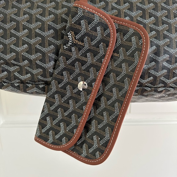 Goyard St Lous GM Black/Tan Excellent Condition - Picture 10 of 16